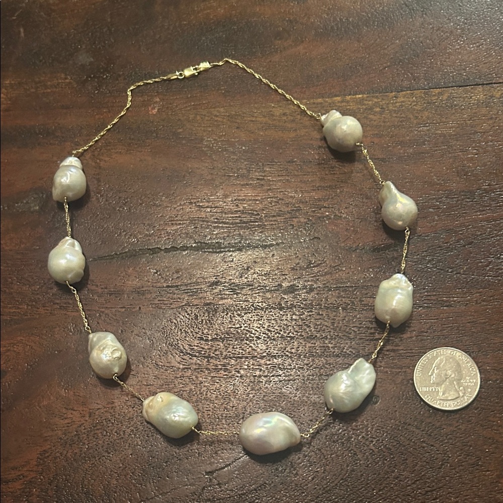 Gold and Cream Baroque Pearl Necklace - Picture 2 of 2